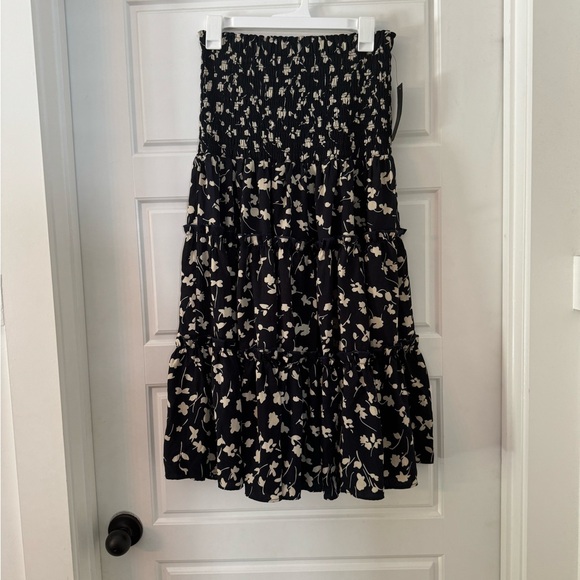Lulus Two-Piece Skirt Set with Skirt and Crop Top Size S - Picture 8 of 13